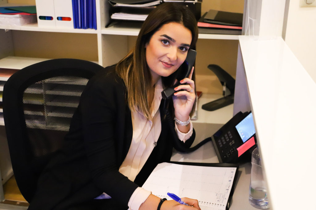 Assistante juridique en charge de la comptabilité